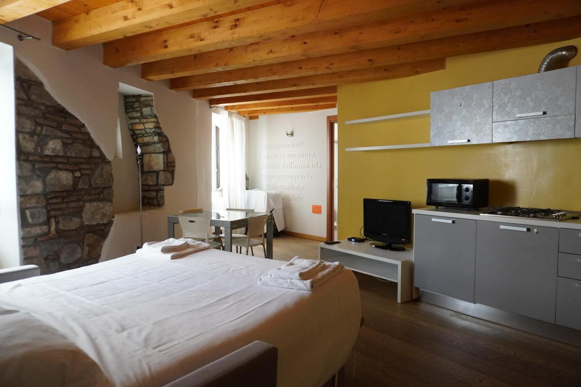 Capitelli Hotel *