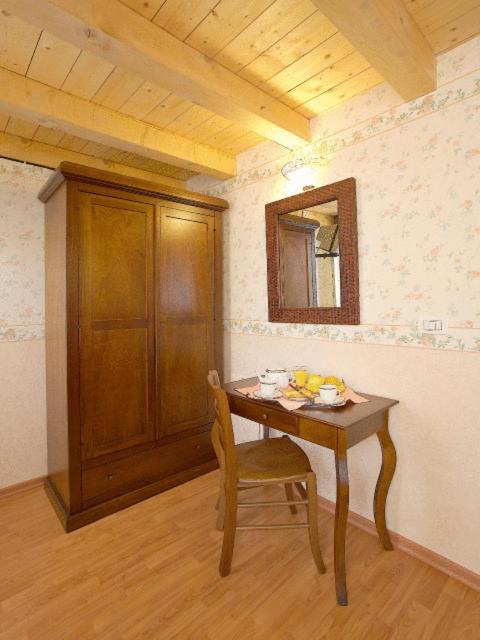 Capitelli Hotel *